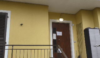  Fano - Moglie strangolata, arresti domiciliari per Sfuggiti dopo le dimissioni dall’ospedale